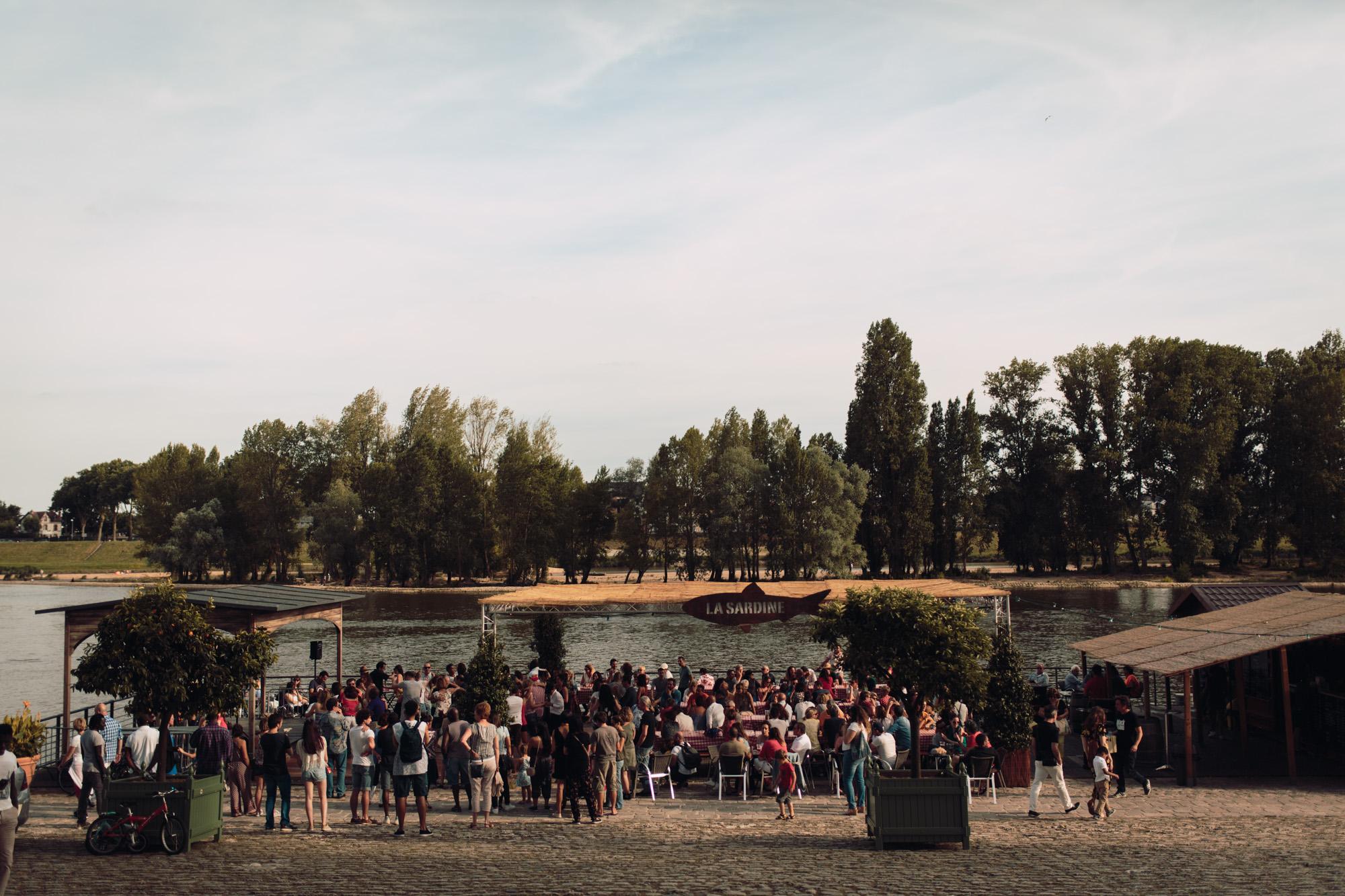 Engagement Orléans, guinguette sur la Loire 