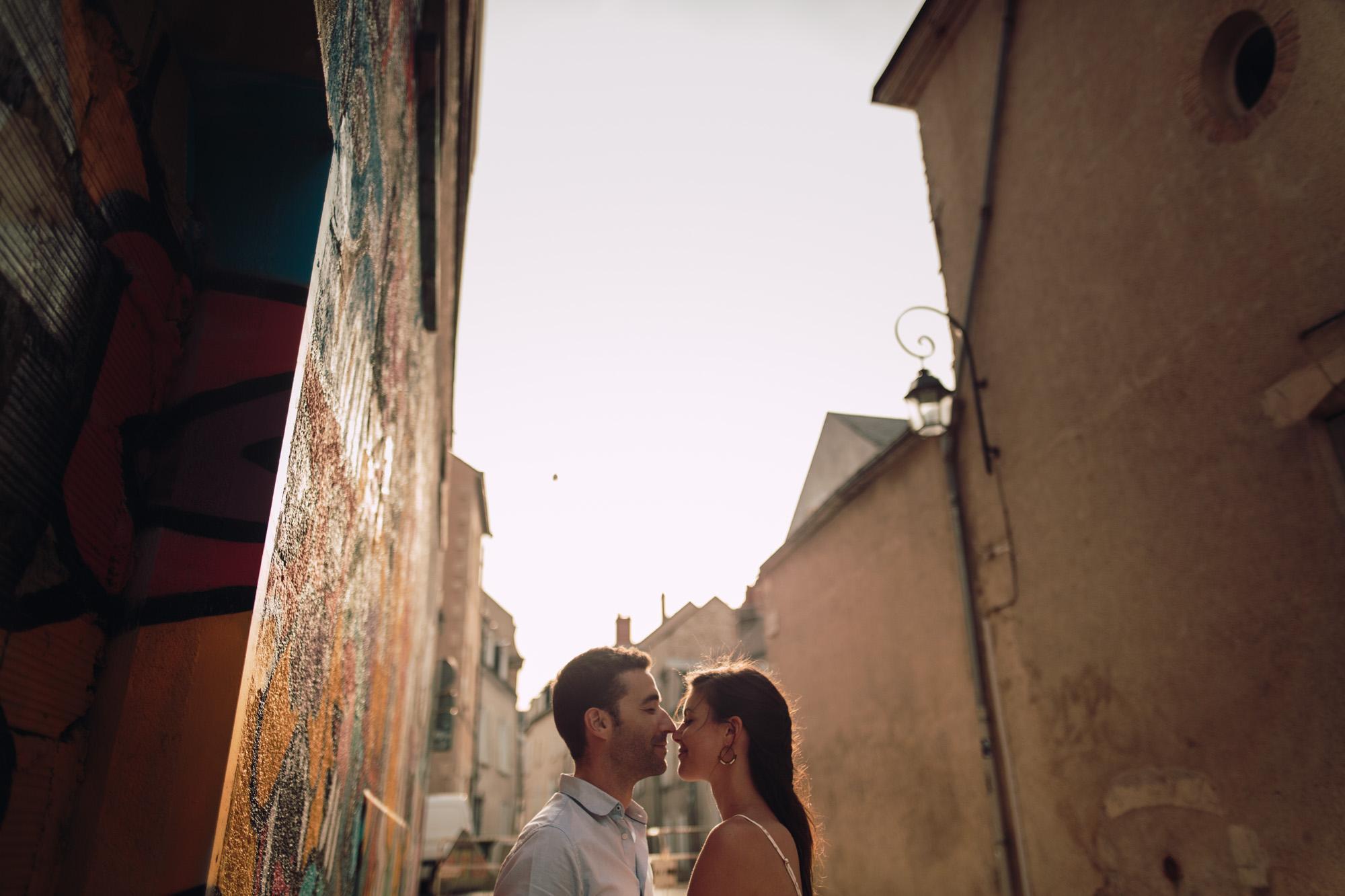 Engagement session, Orléans, Loire Valley, Street