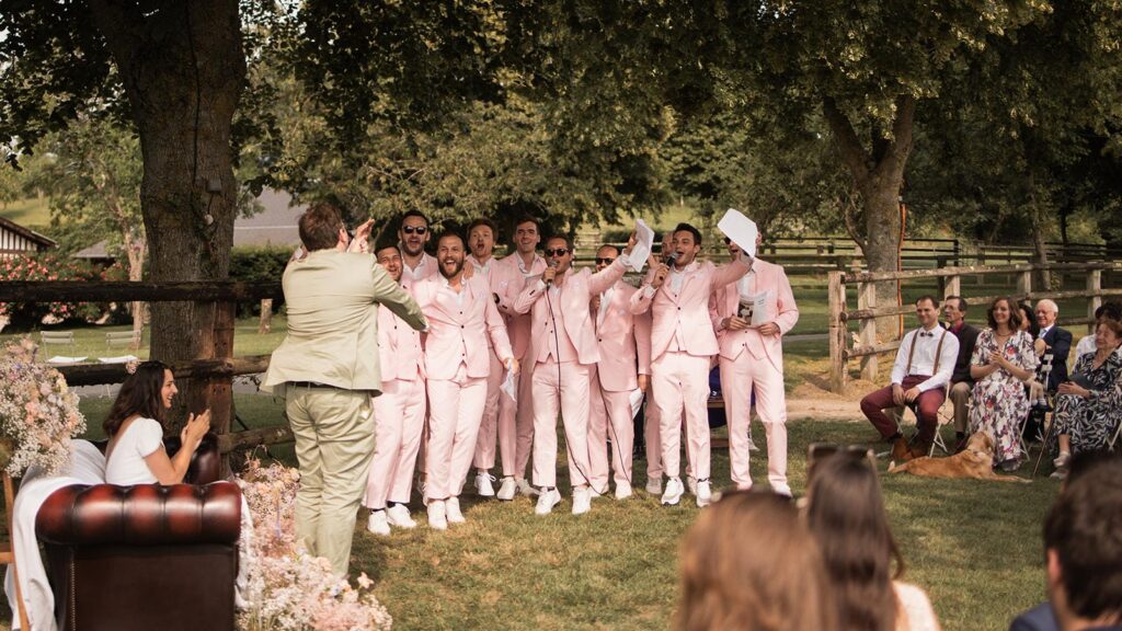 Mariage au manoir de sens, Cérémonie laïque