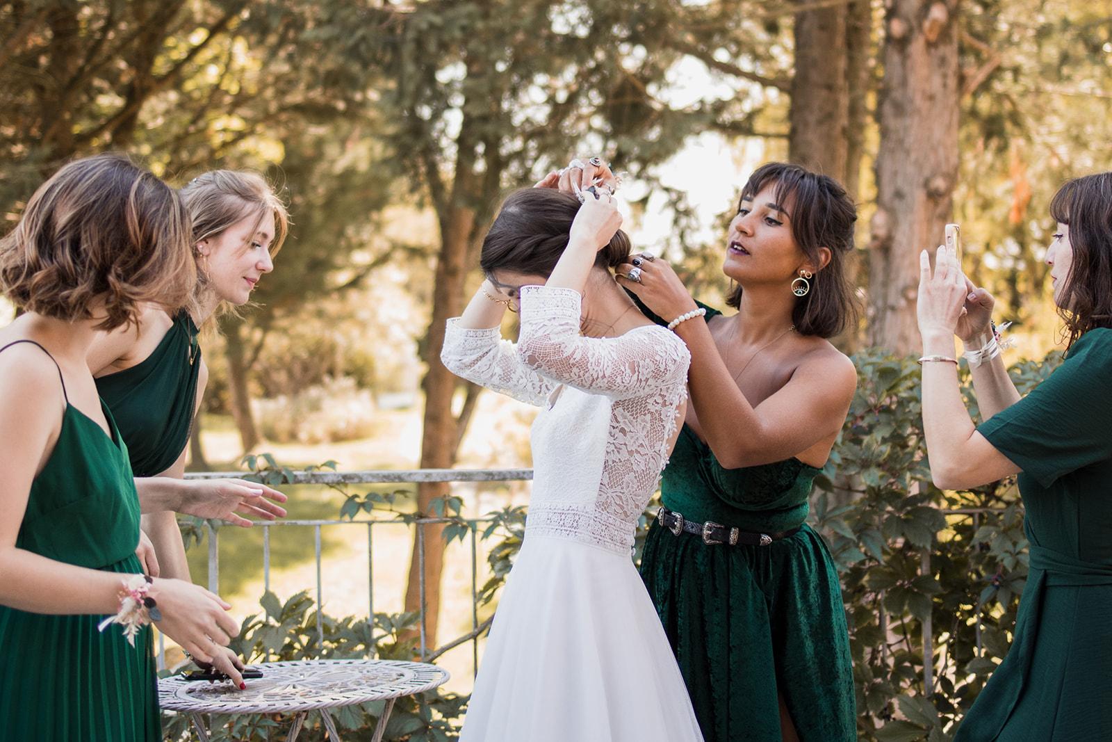 un mariage émouvant et bohème au chateau de St Cyr du Gault