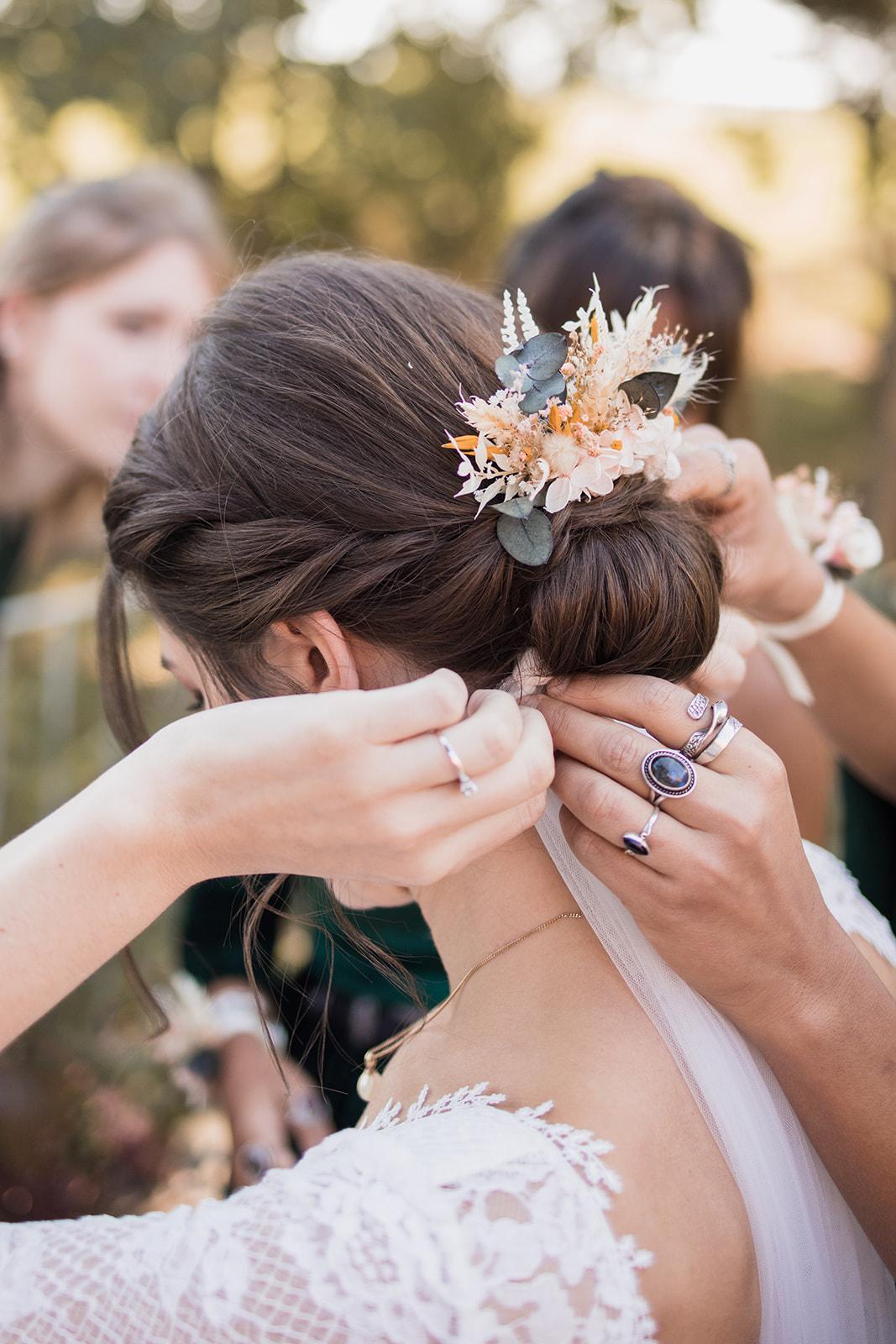 un mariage émouvant et bohème au chateau de St Cyr du Gault