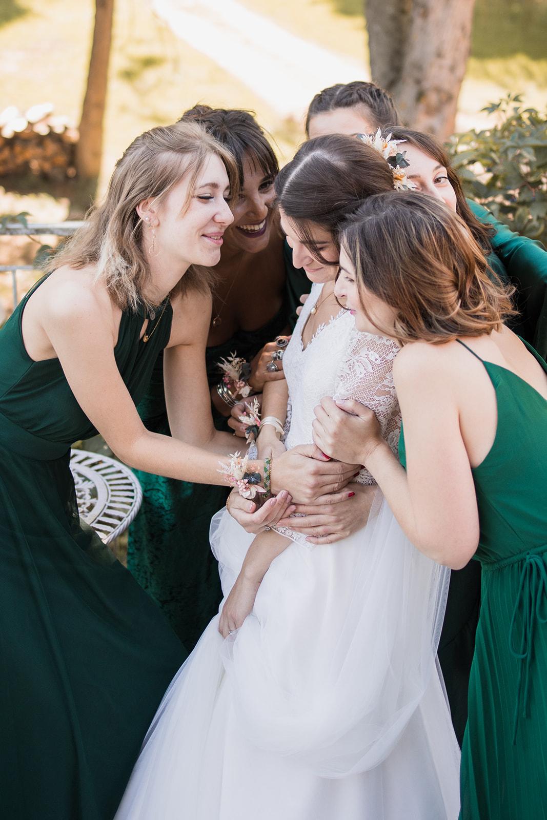 un mariage émouvant et bohème au chateau de St Cyr du Gault