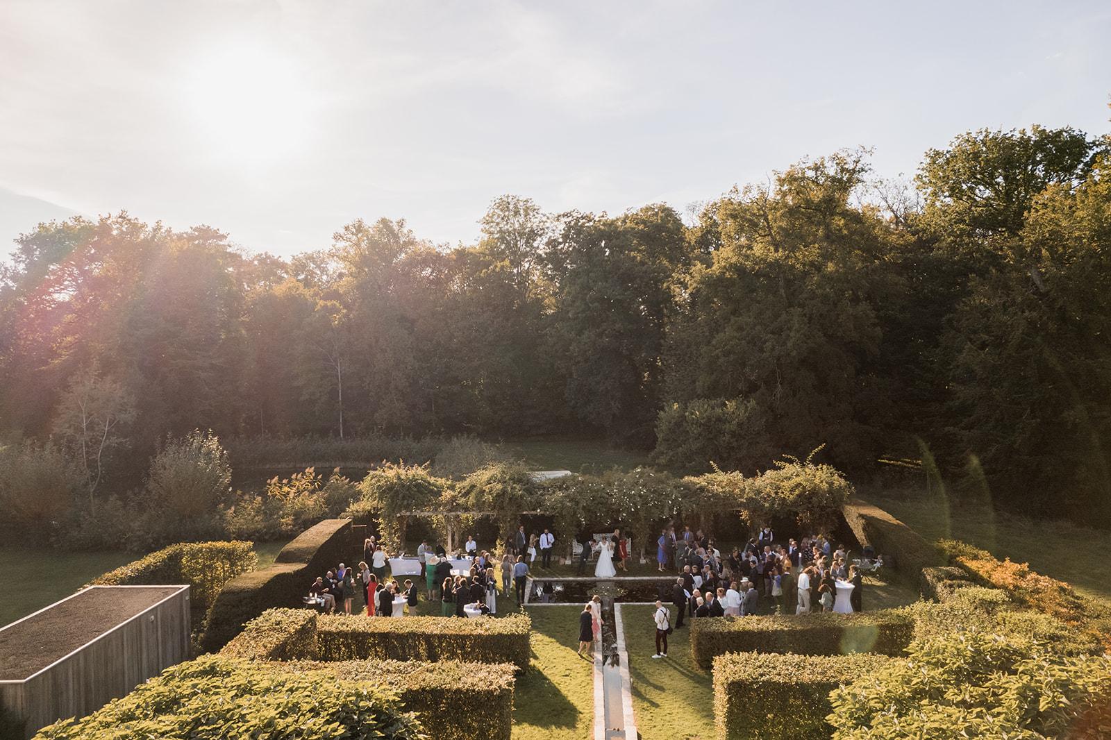 un mariage émouvant et bohème au chateau de St Cyr du Gault