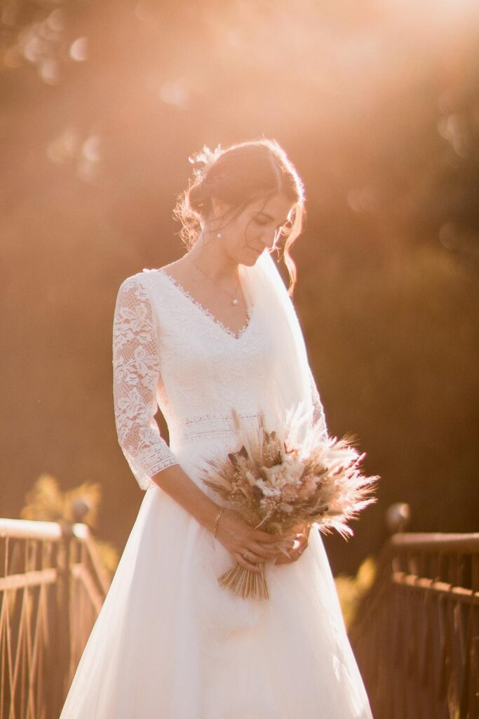 un mariage émouvant et bohème au chateau de St Cyr du Gault