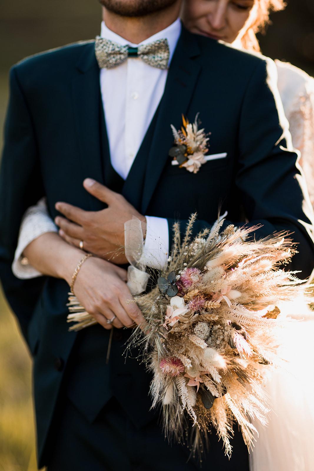 un mariage émouvant et bohème au chateau de St Cyr du Gault