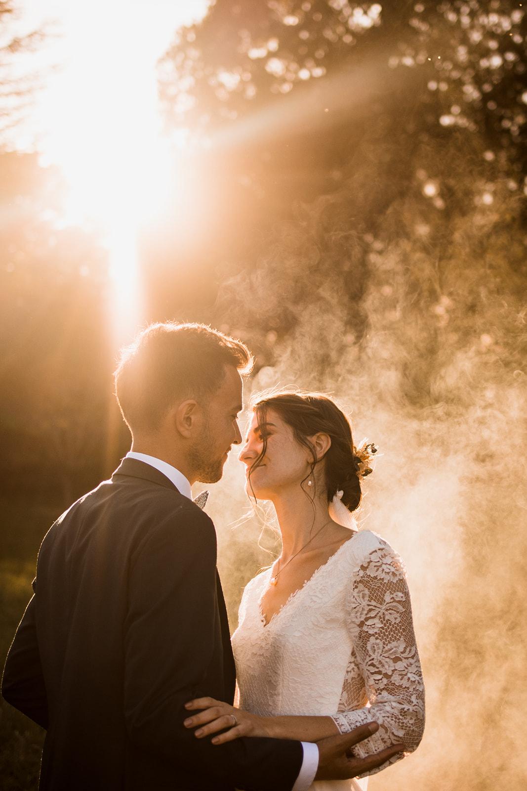 un mariage émouvant et bohème au chateau de St Cyr du Gault