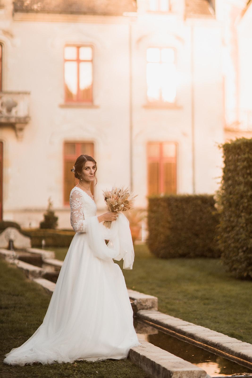 un mariage émouvant et bohème au chateau de St Cyr du Gault